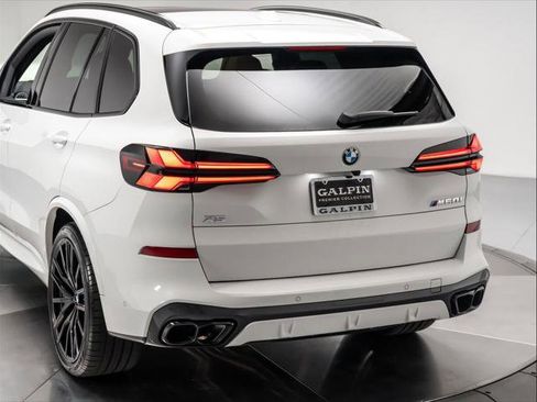 Used 2025 BMW X5 M60i w/ Executive Package image 34