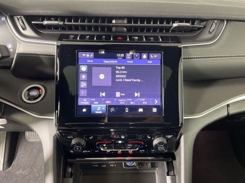 New 2025 Jeep Grand Cherokee Laredo X w/ Luxury Tech Group I image 21