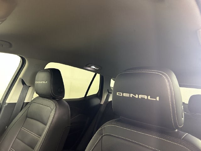 Used 2023 GMC Terrain Denali AWD/4WD image 12