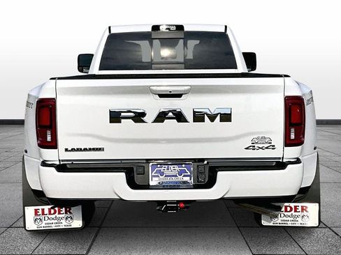 New 2026 RAM 3500 Laramie w/ Max Tow Package AWD/4WD image 4