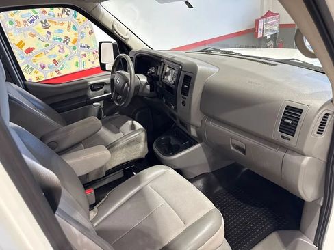 Used 2018 Nissan NV 2500 S RWD image 66