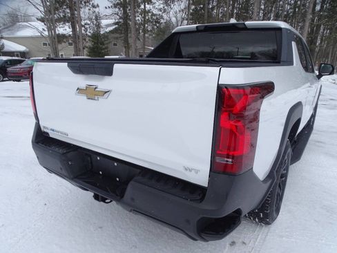 Used 2024 Chevrolet Silverado EV W/T image 8