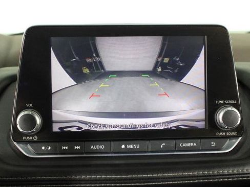 Certified 2021 Nissan Rogue S FWD image 29