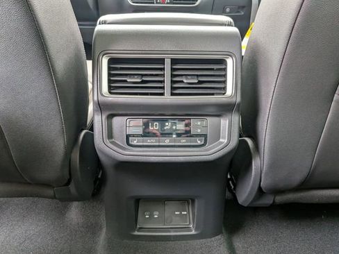 New 2026 Volkswagen Atlas SEL AWD/4WD image 17