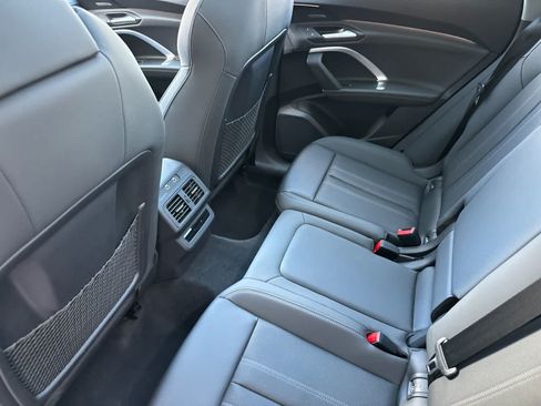 Used 2025 Audi Q5 Premium Plus w/ Premium Plus AWD/4WD image 4