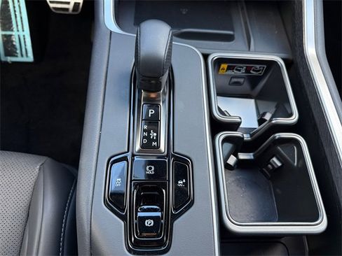 Used 2026 Lexus TX 500h AWD w/ Technology Package image 27