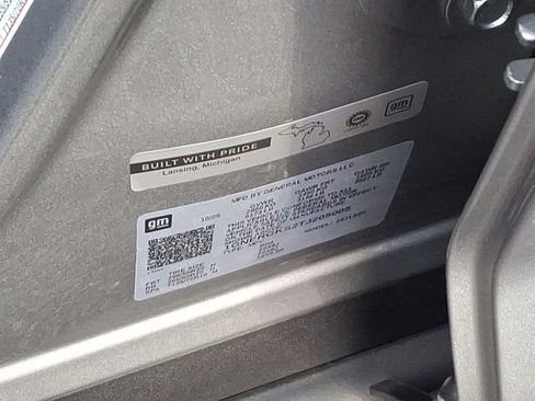 New 2026 Chevrolet Traverse LT image 10