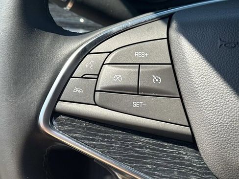 Certified 2025 Cadillac XT5 Premium Luxury image 22