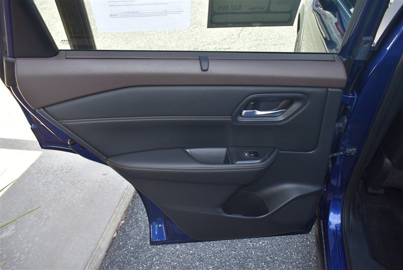 Used 2023 Nissan Rogue SV w/ SV Premium B Package AWD/4WD image 24