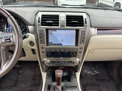 Used 2017 Lexus GX 460 460 image 19