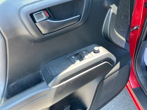 Used 2019 Toyota Tacoma SR w/ SR Convenience Package AWD/4WD image 15