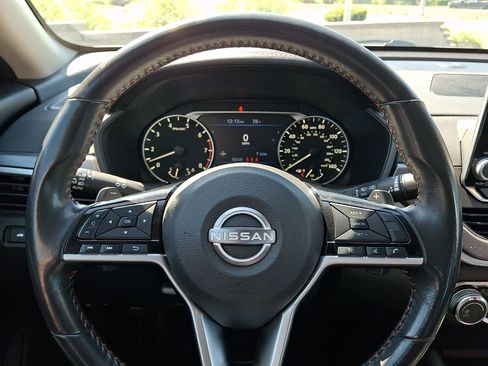 Used 2024 Nissan Altima 2.5 SR FWD image 20