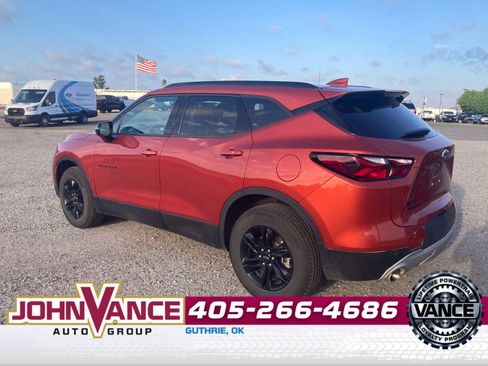 Used 2021 Chevrolet Blazer LT FWD image 5