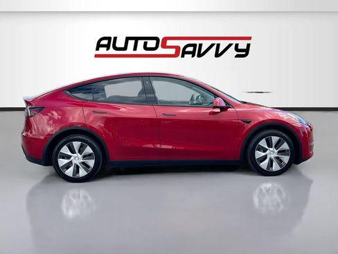 Used 2023 Tesla Model Y Long Range AWD/4WD image 8