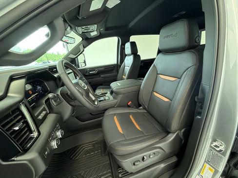New 2026 GMC Sierra 2500 AT4 w/ Technology Package AWD/4WD image 20
