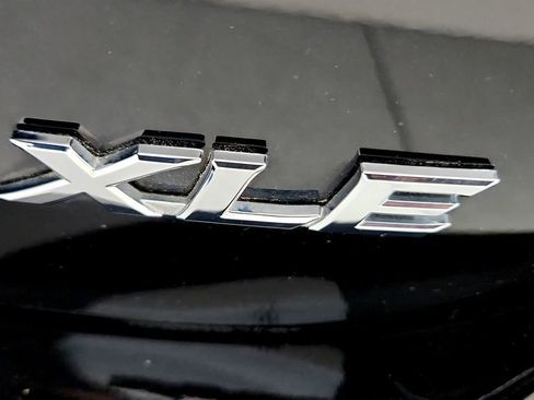 Certified 2023 Toyota Camry XLE FWD image 13