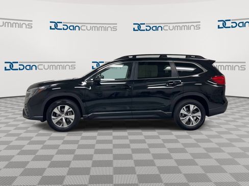 Used 2023 Subaru Ascent Premium image 5