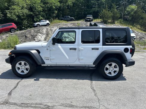 Certified 2019 Jeep Wrangler Unlimited Sport S AWD/4WD image 1