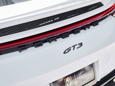 Used 2022 Porsche 911 GT3 image 15