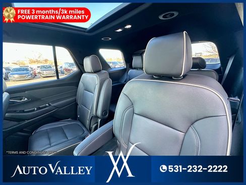 Used 2022 Chevrolet Traverse Premier w/ LPO, Floor Liner Package AWD/4WD image 24
