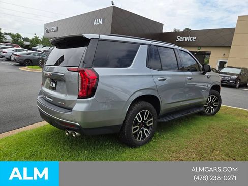 Used 2024 GMC Yukon AT4 w/ Technology Package AWD/4WD image 14
