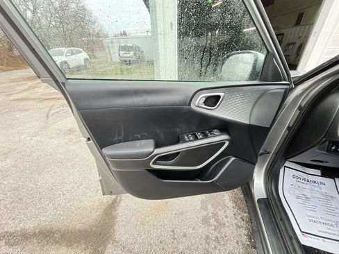 Used 2024 Kia Soul LX w/ Option Group 015 image 13