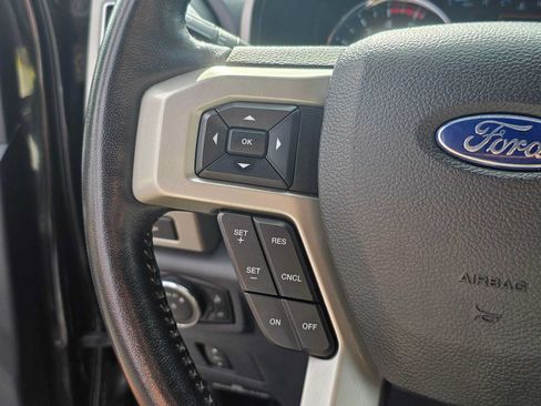 Used 2022 Ford F250 Lariat w/ FX4 Off-Road Package AWD/4WD image 28