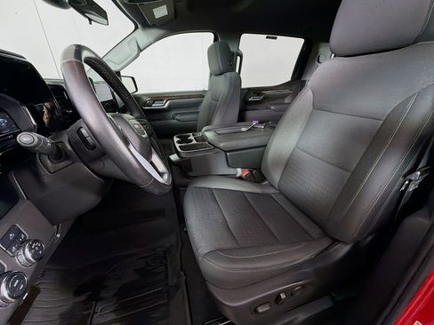 Used 2022 GMC Sierra 1500 Elevation w/ LPO, Elevation Black Package image 12