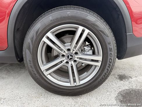 Used 2022 Mercedes-Benz GLC 300 4MATIC w/ Premium Package Lite image 17