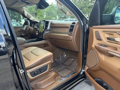 Used 2019 RAM 1500 Limited RWD image 34