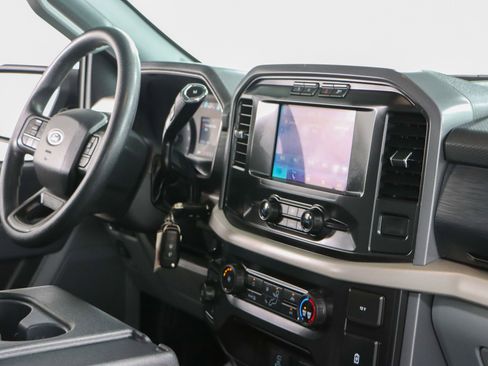 Used 2021 Ford F150 XLT w/ XTR Package image 27