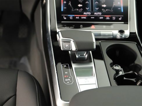 New 2025 Audi Q7 3.0T Premium Plus image 21