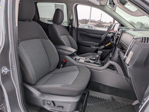 Used 2025 Ford Ranger XLT image 23