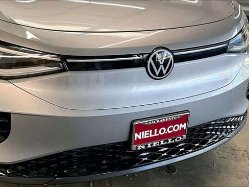 Used 2023 Volkswagen ID.4 Pro S image 33