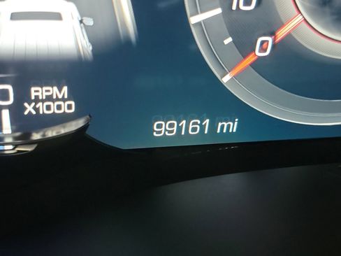 Used 2019 Cadillac Escalade Luxury w/ LPO, Radiant Package image 19