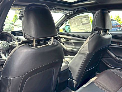 New 2026 MAZDA MAZDA3 2.5 S Hatchback w/ Premium Pkg FWD image 15