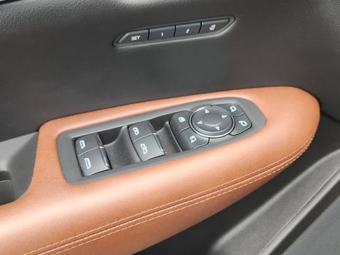 Used 2021 Cadillac XT5 Premium Luxury w/ LPO, Floor Liner Package AWD/4WD image 11