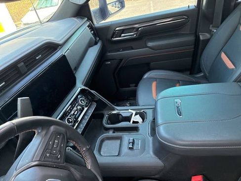 Used 2024 GMC Sierra 3500 AT4 w/ AT4 Premium Plus Package image 27