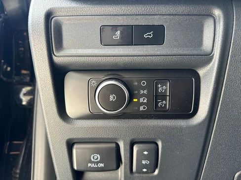 Certified 2023 Ford Expedition Limited RWD image 29