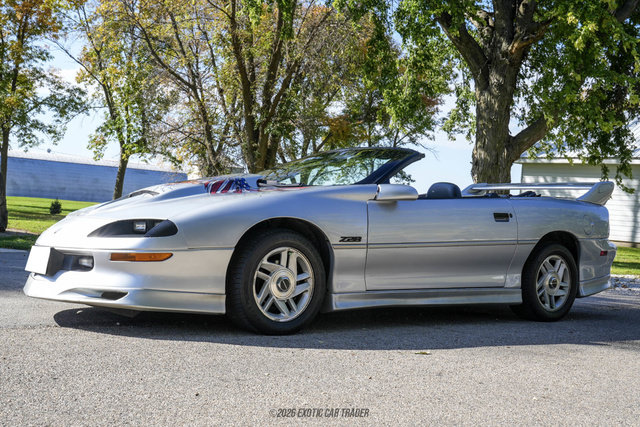 Used 1995 Chevrolet Camaro Z28 RWD image 13