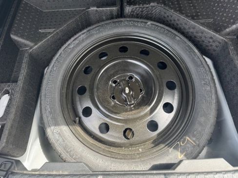 Used 2022 Ford Edge SEL image 40