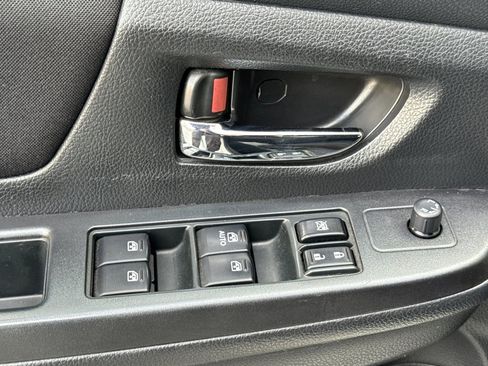 Used 2015 Subaru WRX 4dr Sdn Man image 12