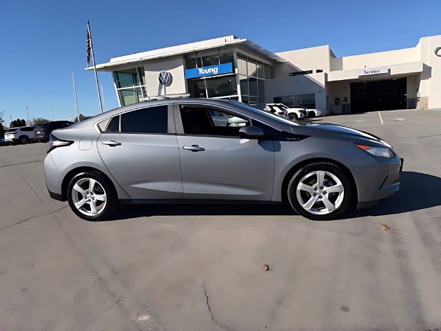 Used 2019 Chevrolet Volt LT FWD image 2