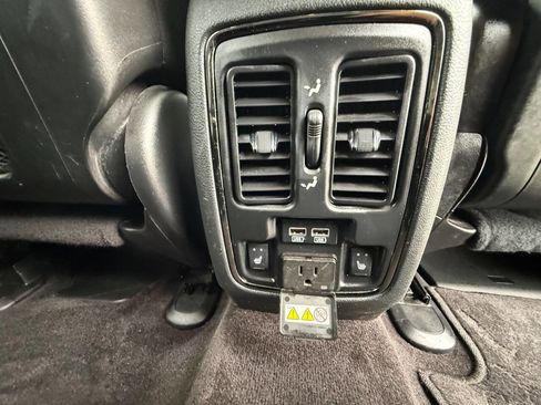 Used 2018 Dodge Durango GT w/ Premium Group RWD image 14