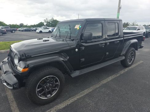 Used 2023 Jeep Gladiator Overland w/ Popular Equipment Package AWD/4WD image 1