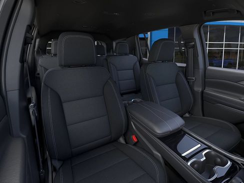 New 2026 Chevrolet Traverse LT w/ Midnight/Sport Edition AWD/4WD image 16