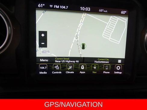 Used 2020 Jeep Wrangler Unlimited Sahara AWD/4WD image 13