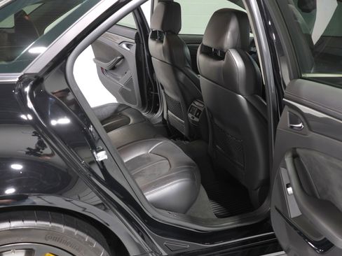 Used 2011 Cadillac CTS V image 12