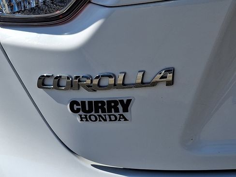 Used 2024 Toyota Corolla LE image 30