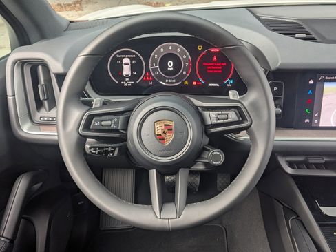 New 2026 Porsche Cayenne image 15